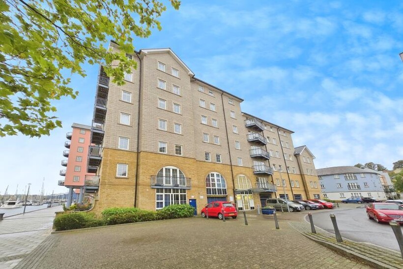 Lower Burlington Road, Bristol BS20 2 bed apartment to rent - £1,500 pcm (£346 pw)