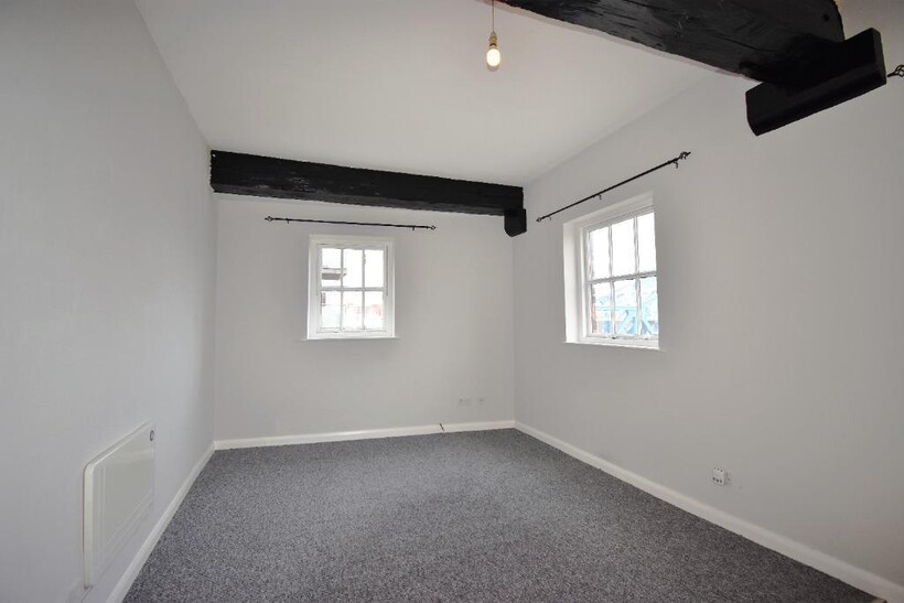 Charlotte Street, Hull, HU1 2 bed flat to rent - £525 pcm (£121 pw)