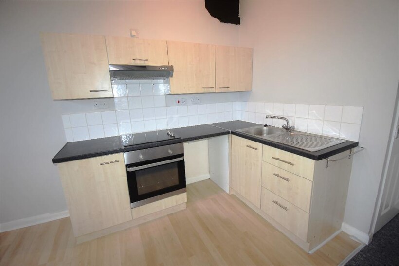 Charlotte Street, Hull, HU1 2 bed flat to rent - £525 pcm (£121 pw)