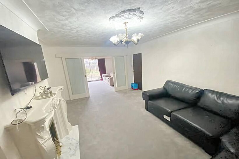 Brownroyd Hill Road, Bradford BD6 3 bed house share to rent - £350 pcm (£81 pw)