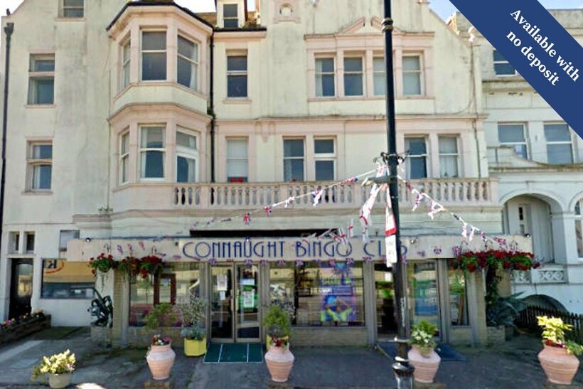 Central Parade, Herne Bay, CT6 2 bed flat to rent - £1,000 pcm (£231 pw)