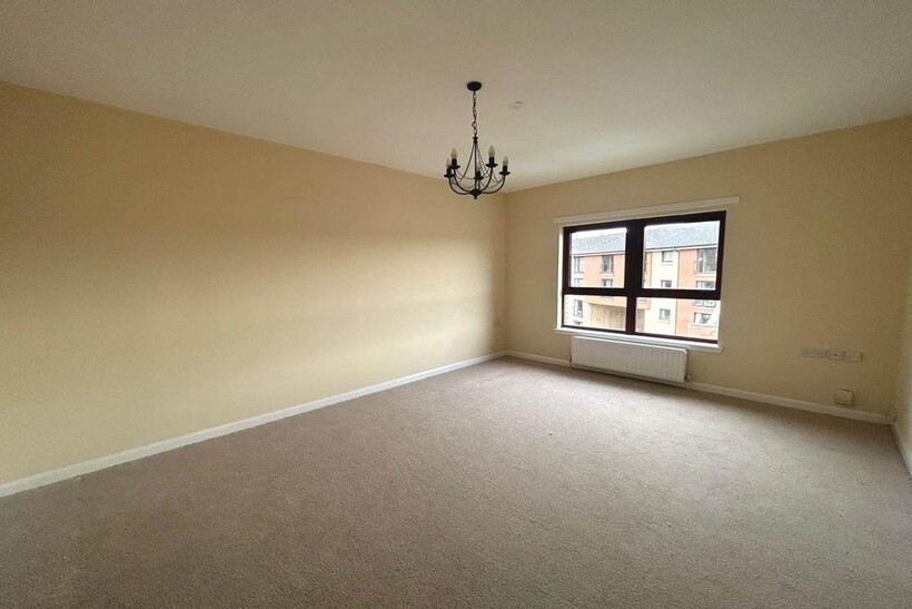 Grovepark Street, Glasgow 2 bed flat to rent - £1,000 pcm (£231 pw)