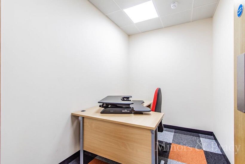 42 Bowthorpe Employment Area... Property to rent - £400 pcm (£92 pw)