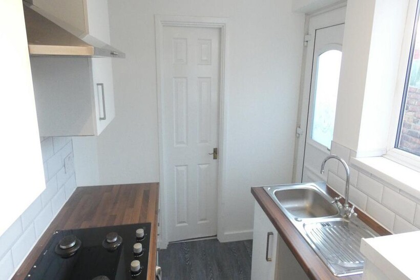 Rainton Street, Sunderland 2 bed cottage to rent - £525 pcm (£121 pw)