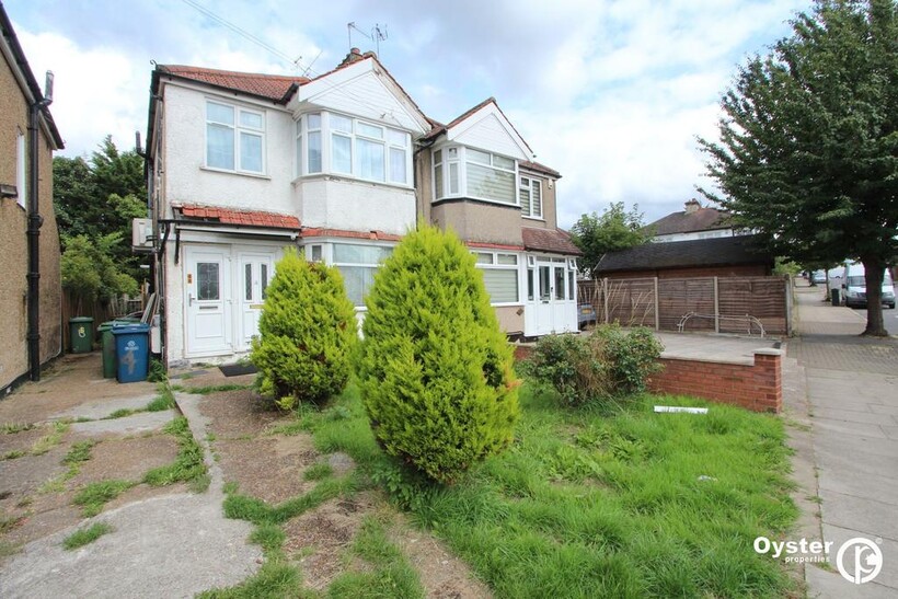 Stanhope Avenue, Harrow, HA3 2 bed flat to rent - £1,500 pcm (£346 pw)