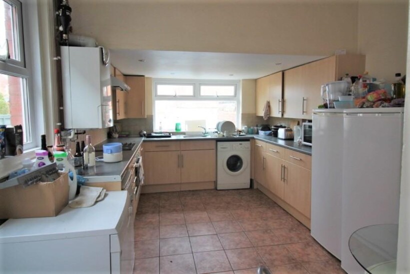 Monks Road, Exeter EX4 1 bed in a house share to rent - £550 pcm (£127 pw)