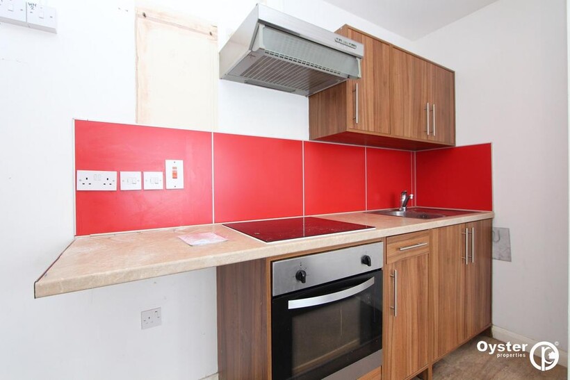 Stanhope Avenue, Harrow, HA3 2 bed flat to rent - £1,500 pcm (£346 pw)