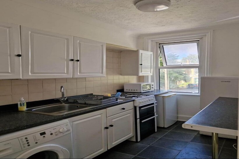 Robert L Stevenson Avenue... 1 bed in a house share to rent - £600 pcm (£138 pw)