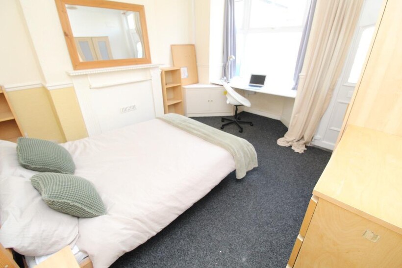 Claude Street, Nottingham NG7 1 bed terraced house to rent - £325 pcm (£75 pw)