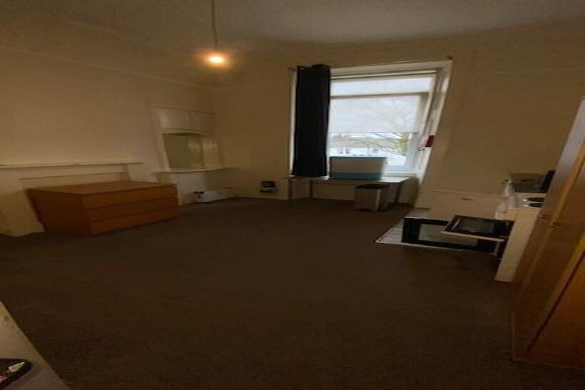 Marywood Square, Glasgow G41 1 bed flat to rent - £480 pcm (£111 pw)