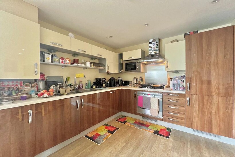 Newcroft House, Croydon House share to rent - £1,000 pcm (£231 pw)