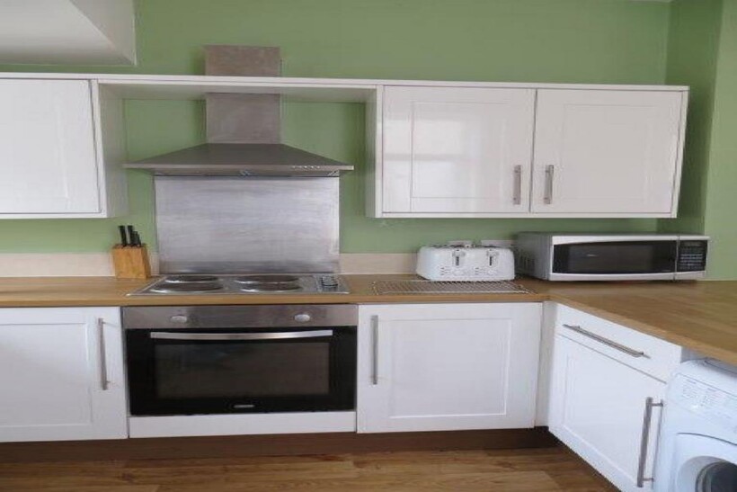 Bristol BS7 6 bed house share to rent - £510 pcm (£118 pw)