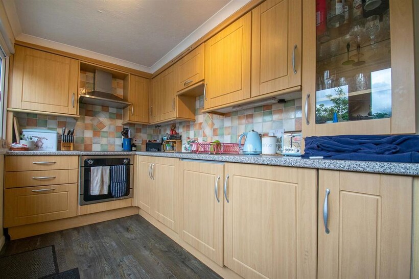 High Street, Bedford MK45 2 bed cottage to rent - £1,050 pcm (£242 pw)