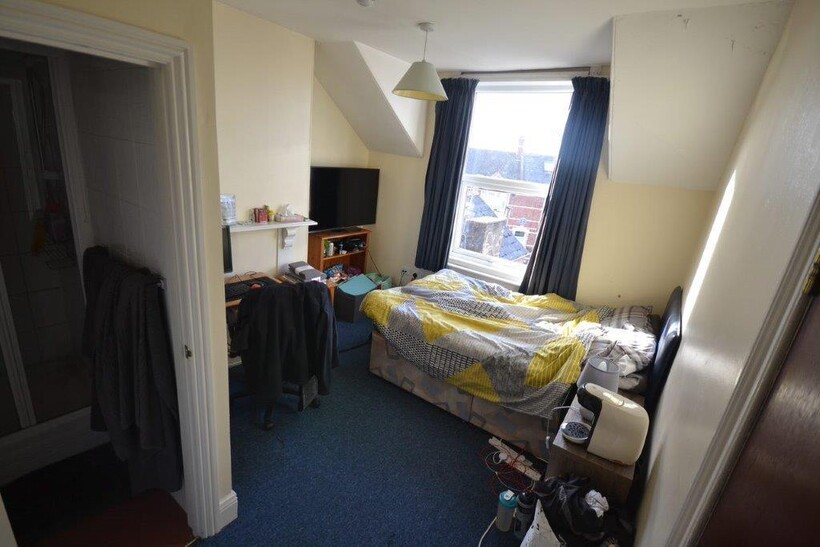 Mount Pleasant Road, Exeter, EX4 7AD 1 bed in a house share to rent - £637 pcm (£147 pw)