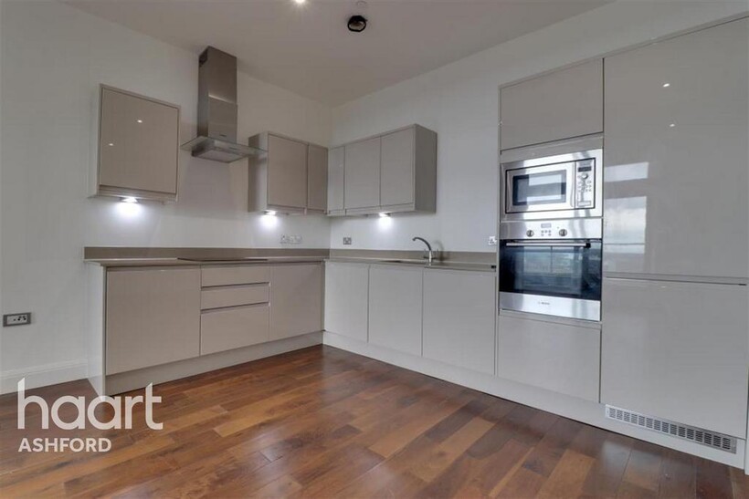 The Panorama... 1 bed flat to rent - £1,100 pcm (£254 pw)