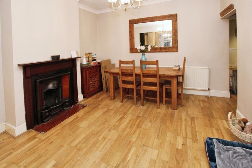 Honey Hill Road, Bristol BS15 3 bed terraced house to rent - £1,500 pcm (£346 pw)