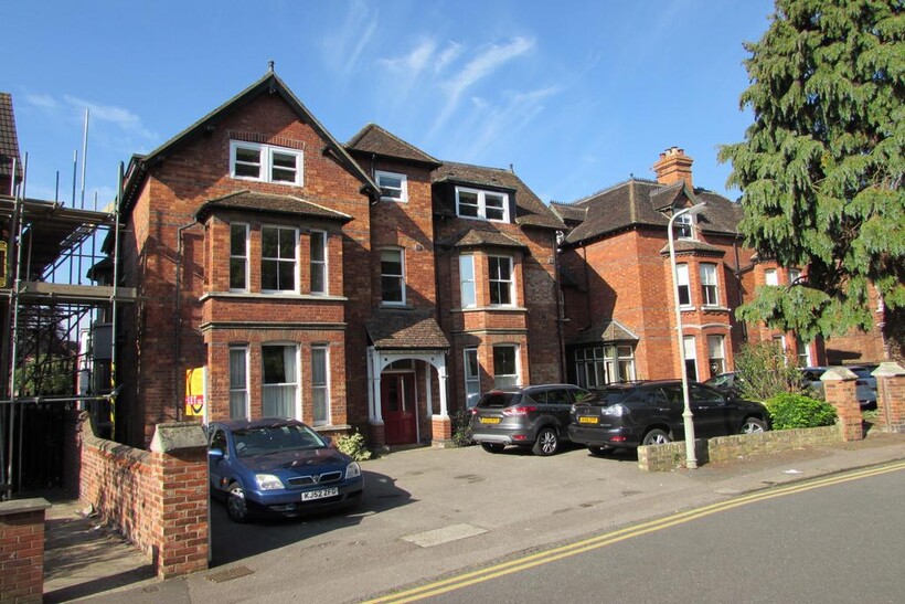 Lansdowne Road 1 bed apartment to rent - £750 pcm (£173 pw)