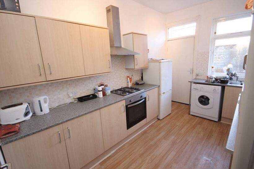 St. Michaels Terrace, Leeds LS6 1 bed in a house share to rent - £516 pcm (£119 pw)