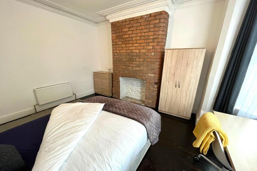 Alfreton Road, Nottingham NG7 1 bed in a house share to rent - £500 pcm (£115 pw)