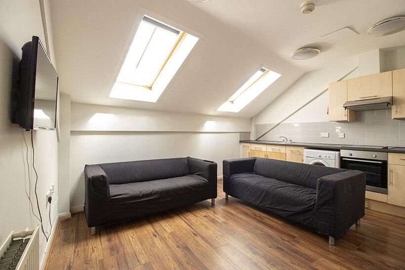 Mansfield Road, Nottingham NG1 1 bed in a flat share to rent - £520 pcm (£120 pw)