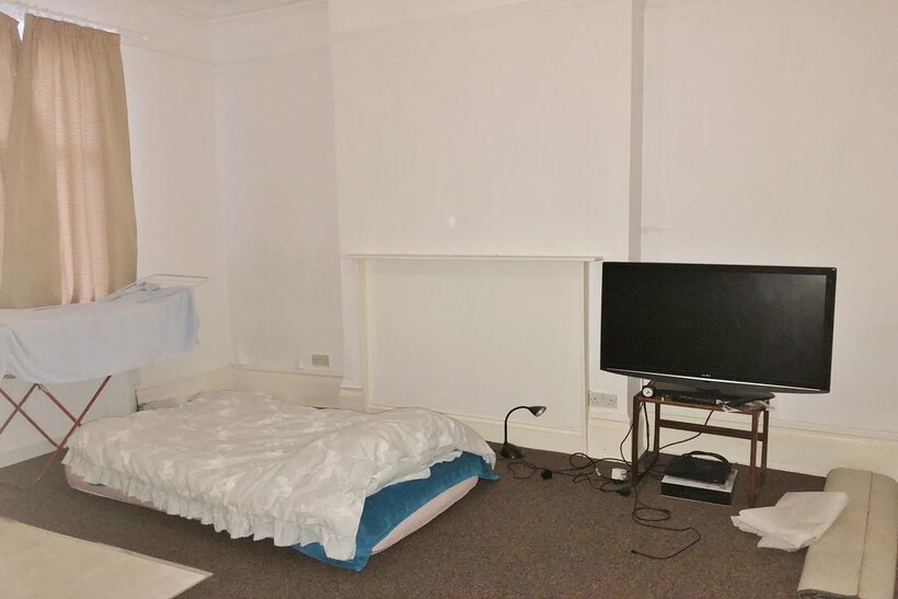 Chaucer Road, Bedford MK40 1 bed in a flat share to rent - £515 pcm (£119 pw)