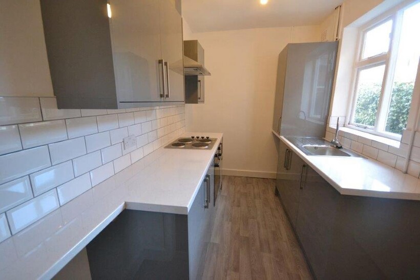 Avenue Road Extension, Leicester 4 bed terraced house to rent - £368 pcm (£85 pw)