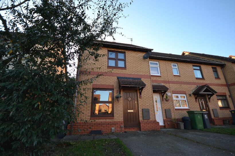 Mathias Close, Penylan, Cardiff 2 bed end of terrace house to rent - £1,050 pcm (£242 pw)