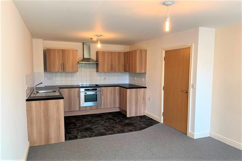 Cottingham Road, Hull HU6 1 bed apartment to rent - £525 pcm (£121 pw)