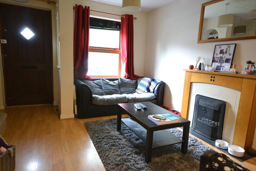 Mathias Close, Penylan, Cardiff 2 bed end of terrace house to rent - £1,050 pcm (£242 pw)