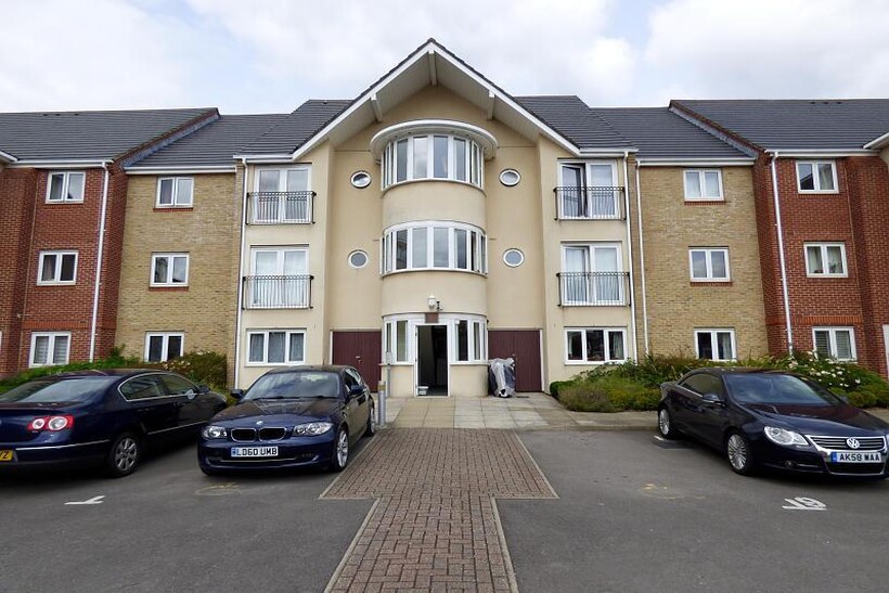 Vespasian Quay, Bitterne Manor... 2 bed apartment to rent - £1,200 pcm (£277 pw)