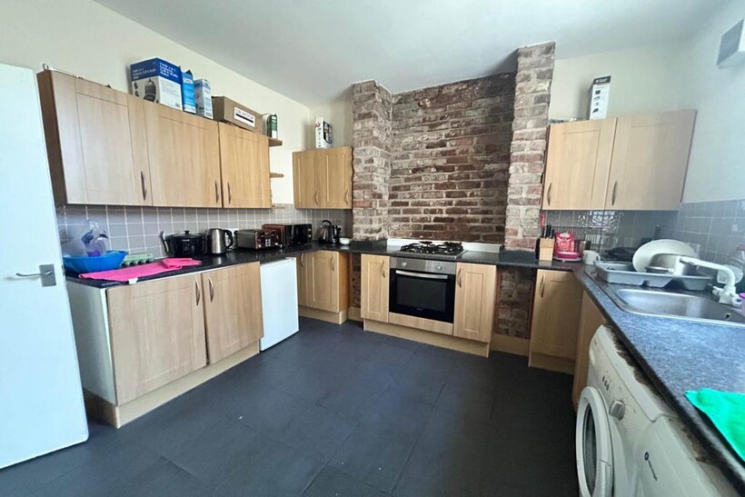 Stanley Street, Liverpool 7 bed house share to rent - £425 pcm (£98 pw)