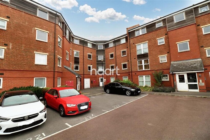 Yersin Court, Old Town 2 bed flat to rent - £1,000 pcm (£231 pw)