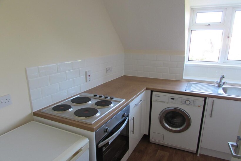 Lansdowne Road 1 bed apartment to rent - £800 pcm (£185 pw)