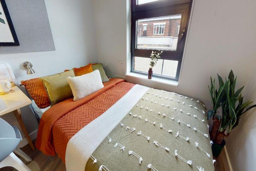 Copper En Suite at Steel, 19 Pitt... 1 bed in a flat share to rent - £537 pcm (£124 pw)