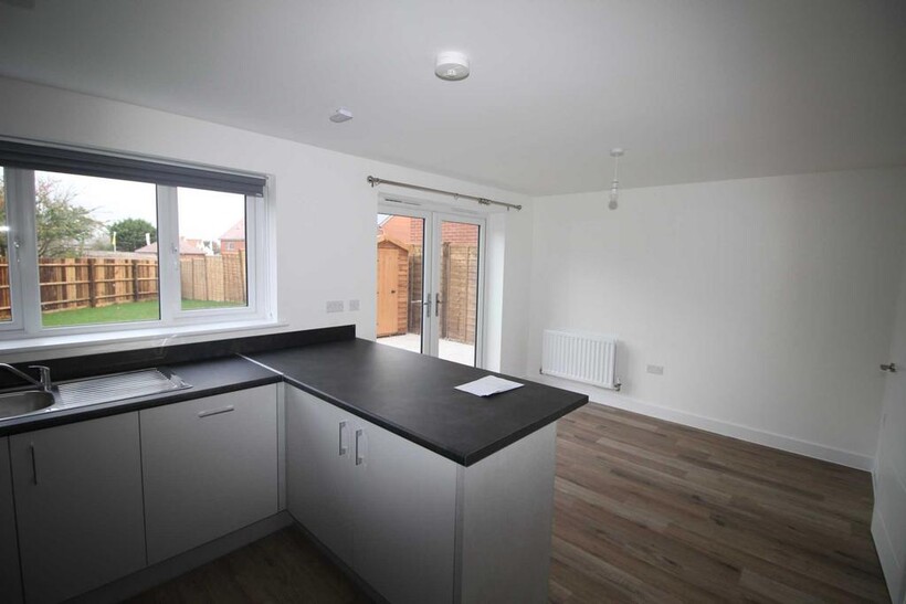 Minikin Close, Coggeshall 3 bed detached house to rent - £1,600 pcm (£369 pw)