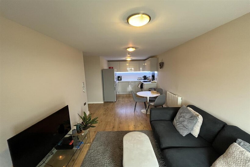 Jesse Hartley Way, Liverpool 2 bed apartment to rent - £1,000 pcm (£231 pw)