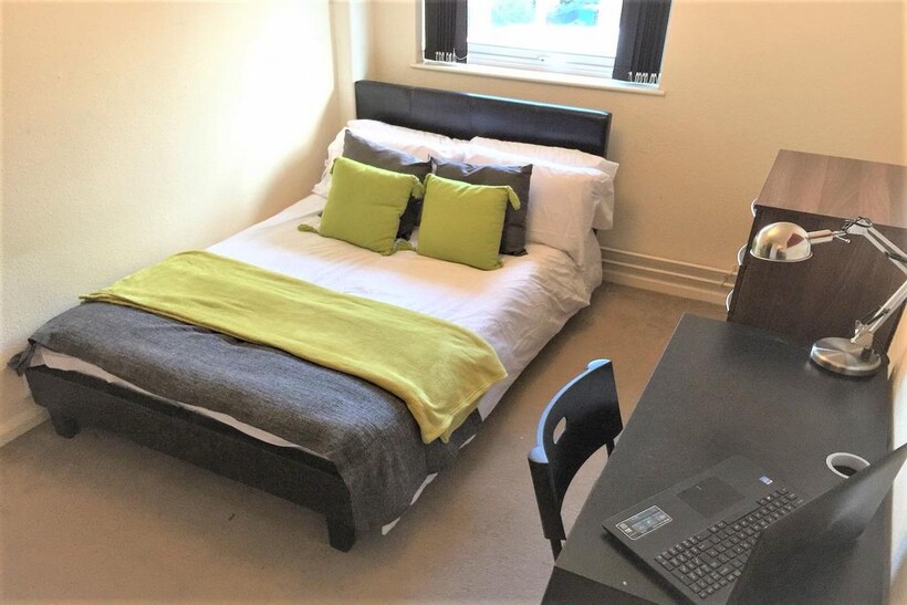 Nottingham NG3 1 bed in a house share to rent - £520 pcm (£120 pw)