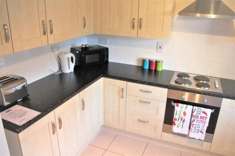 Nottingham NG3 1 bed in a house share to rent - £520 pcm (£120 pw)