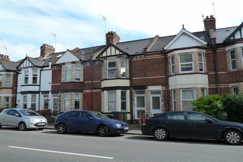 Double Room on Bonhay Road, Exeter 5 bed house share to rent - £550 pcm (£127 pw)