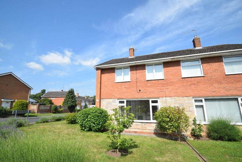 Wallshead Way 3 bed semi-detached house to rent - £1,050 pcm (£242 pw)