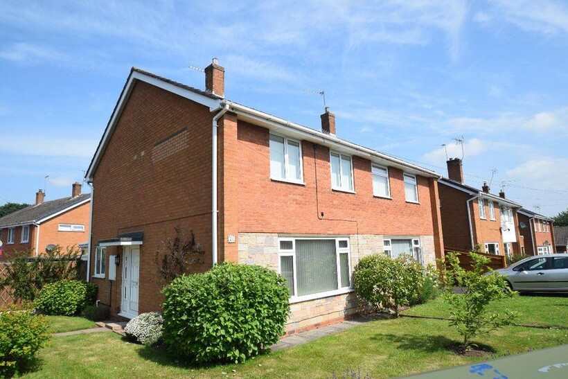 Wallshead Way 3 bed semi-detached house to rent - £1,050 pcm (£242 pw)