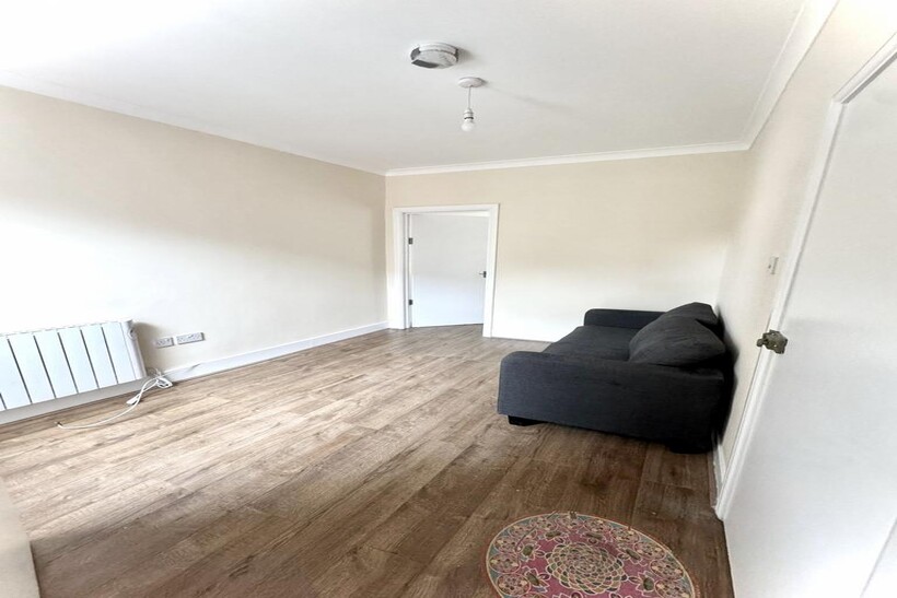 An Extremely Spacious One Bedroom First Floor Fla