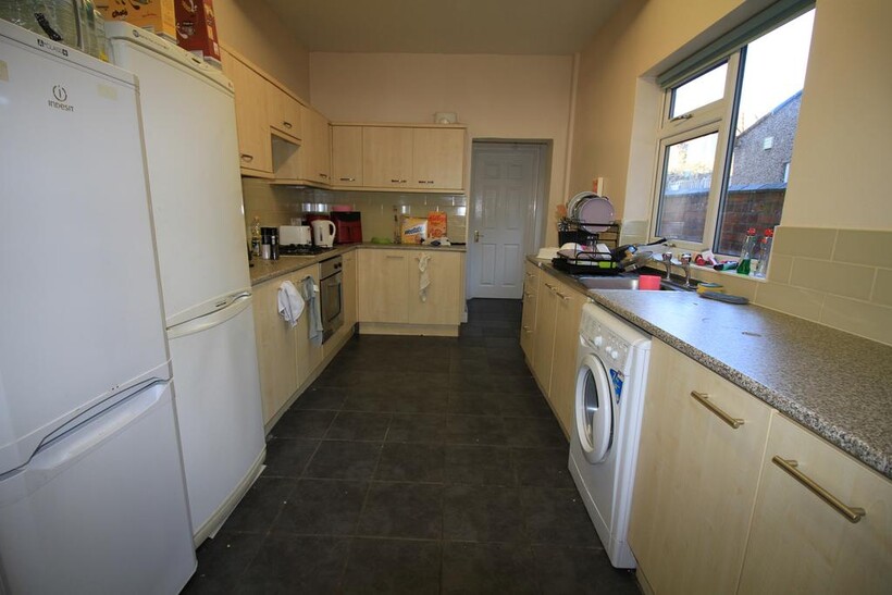 Earlsdon, Coventry CV5 5 bed terraced house to rent - £400 pcm (£92 pw)
