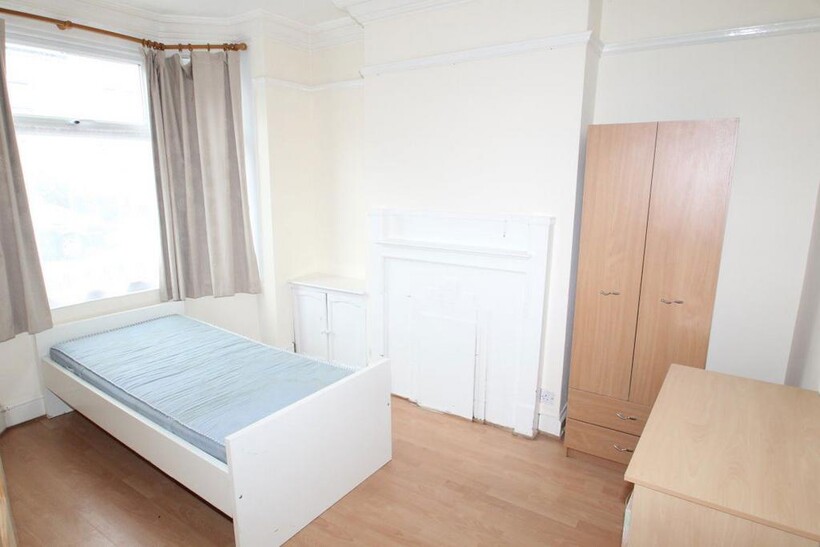 Roman Street, Leicester 3 bed terraced house to rent - £368 pcm (£85 pw)