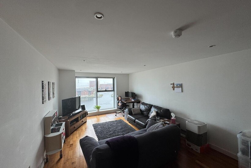 William Jessop Way, City Centre... 2 bed flat to rent - £1,000 pcm (£231 pw)