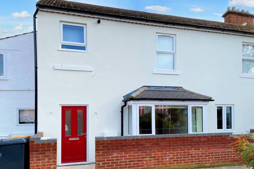 Park Road West, Bedford MK41 1 bed ground floor maisonette to rent - £800 pcm (£185 pw)