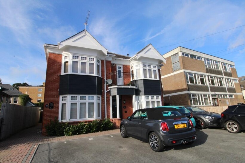 Alumhurst Road, Bournemouth BH4 2 bed ground floor flat to rent - £1,100 pcm (£254 pw)