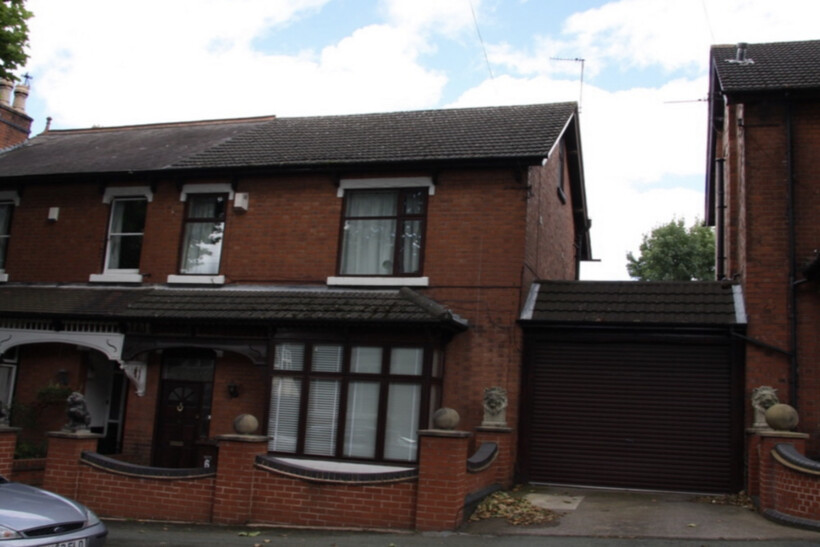 Lonsdale Road, Wolverhampton WV3 1 bed in a house share to rent - £475 pcm (£110 pw)