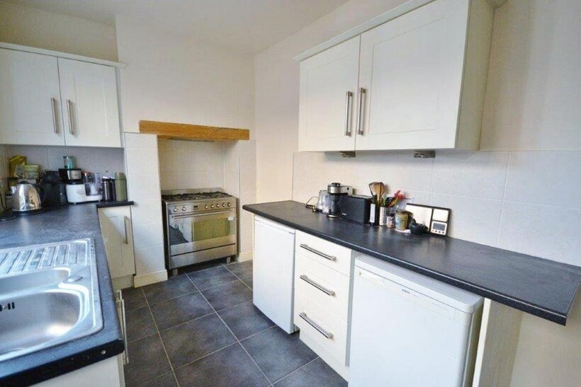 Lytton Road, Leicester 4 bed terraced house to rent - £368 pcm (£85 pw)