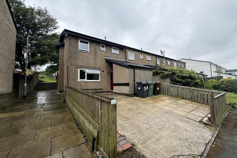 Holtdale Avenue, Leeds, West... 3 bed terraced house to rent - £1,000 pcm (£231 pw)